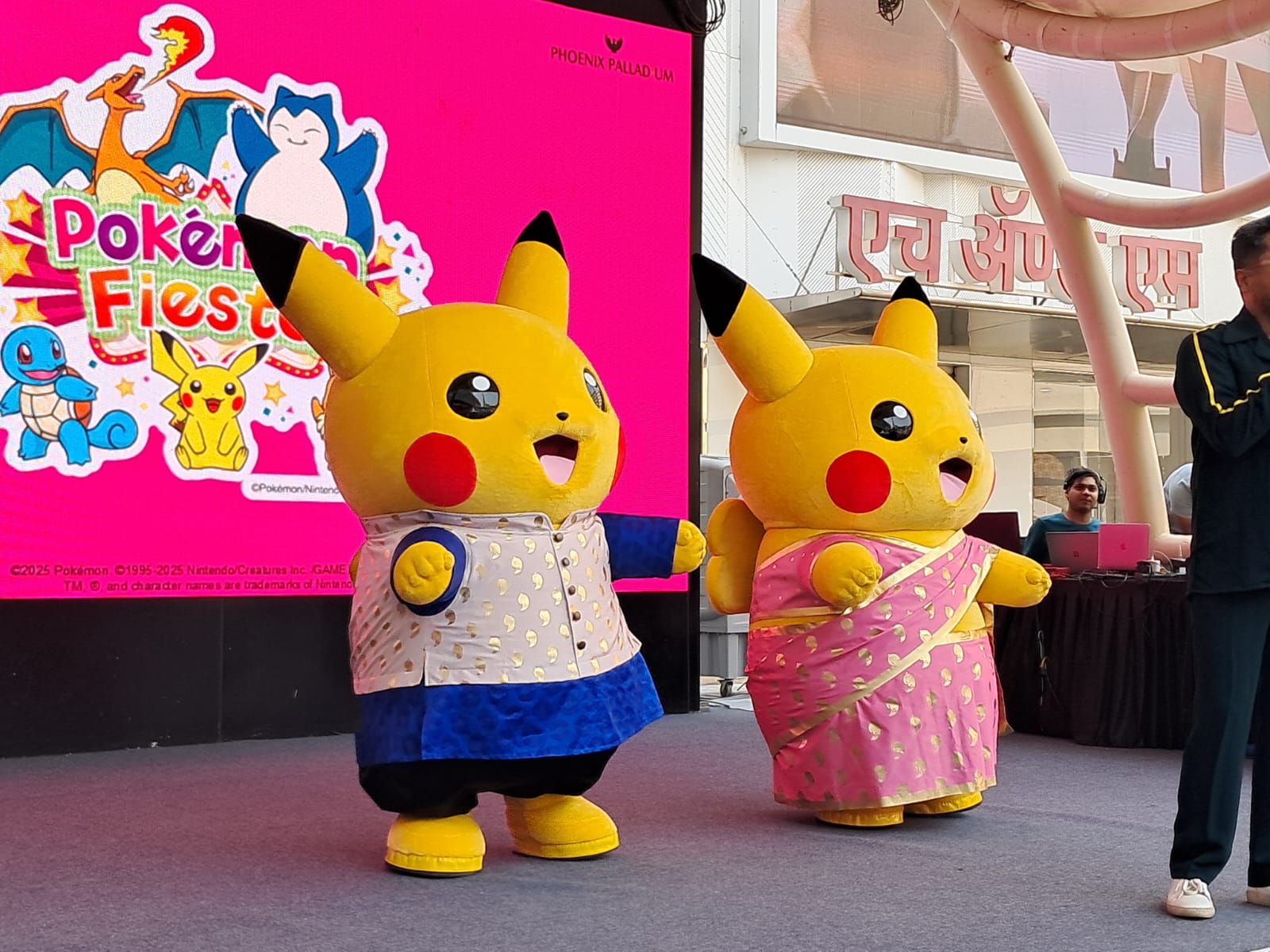 kurta and saree pikachu in pokemon go city safari mumbai event